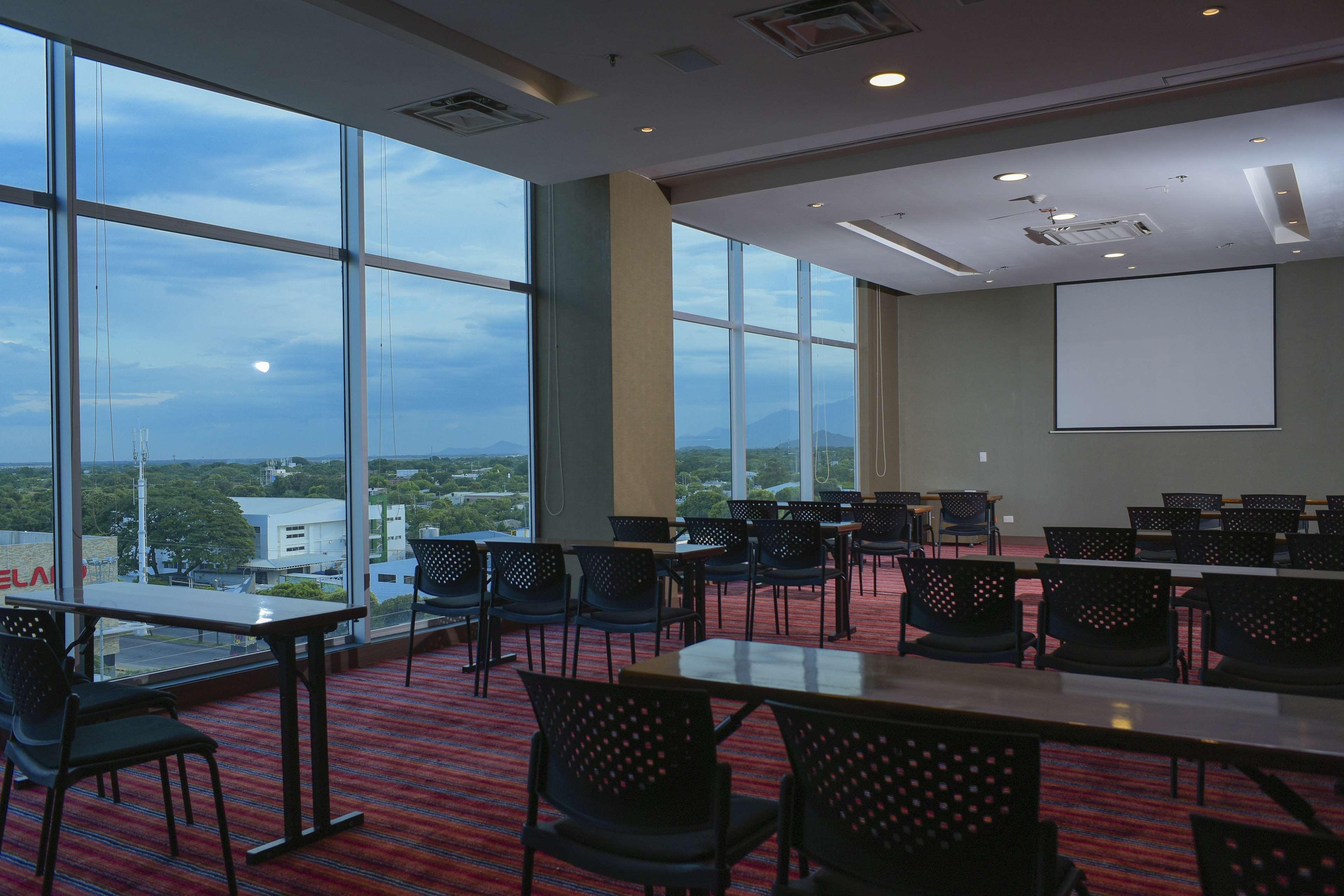 Hampton By Hilton Valledupar Exterior foto