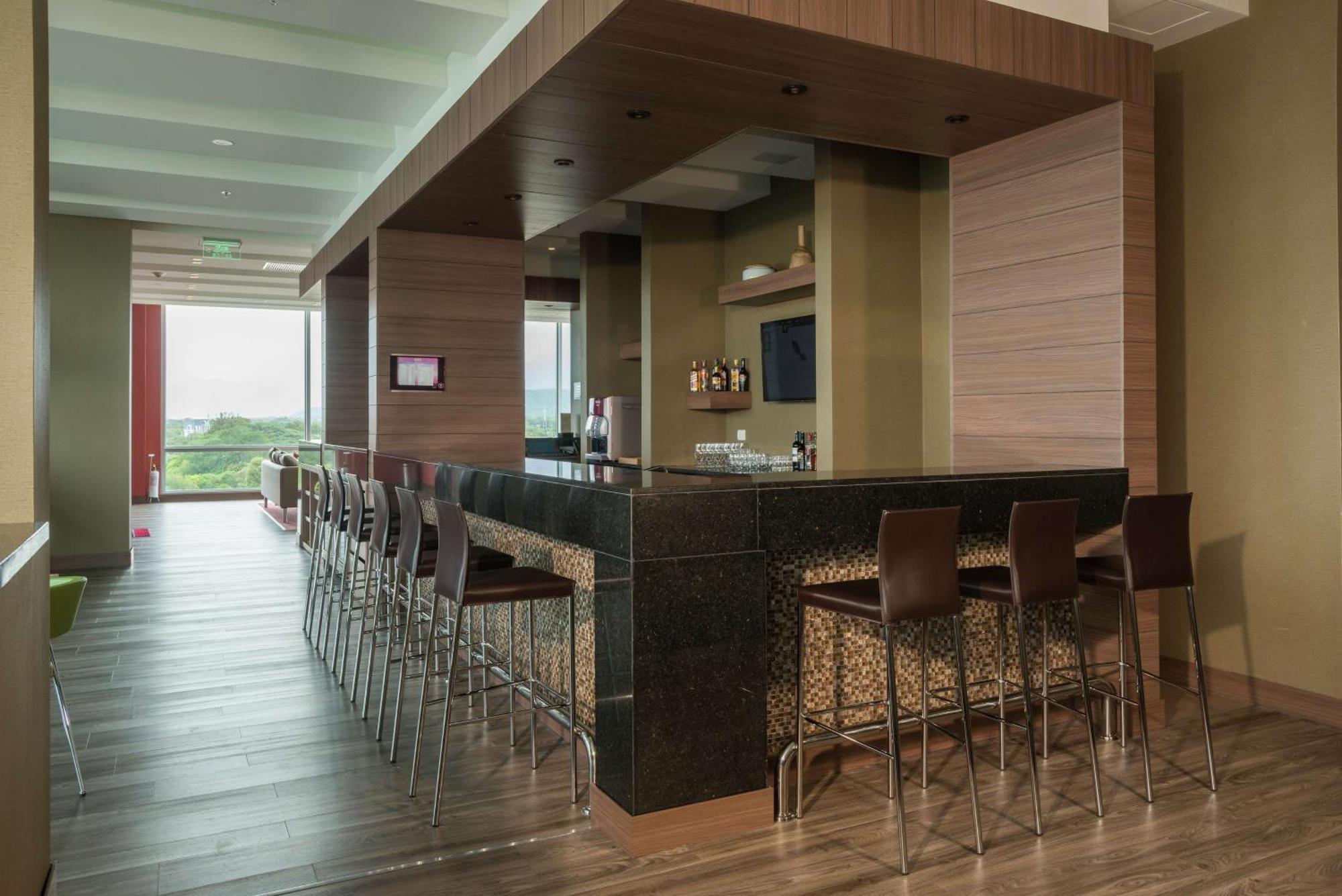 Hampton By Hilton Valledupar Exterior foto